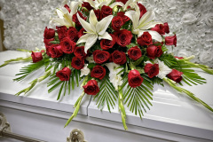 Funeral Arrangements: Casket Sprays & Urn Tributes