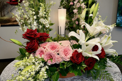 Feminine Photo/Urn Tribute