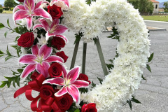 Heart Standing Wreath 